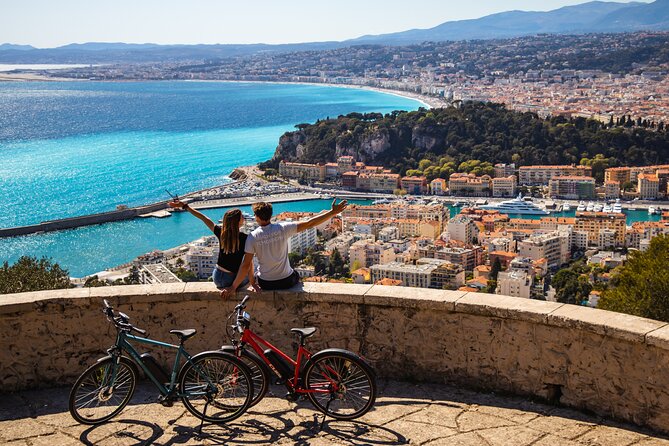 A beautiful escape on an electric bike - Stop 4: Les Musées de La Citadelle and a castle dating from 1552