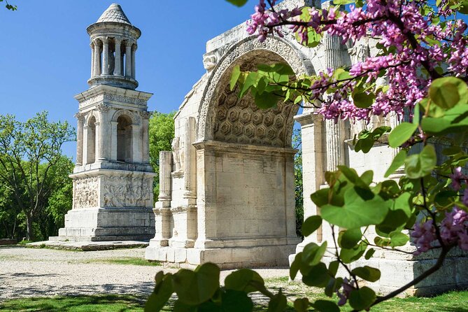 A day in Provence: Les Baux de Provence, Saint Rémy and more - L’Isle-sur-la-Sorgue: antiques, markets, and working waterwheels