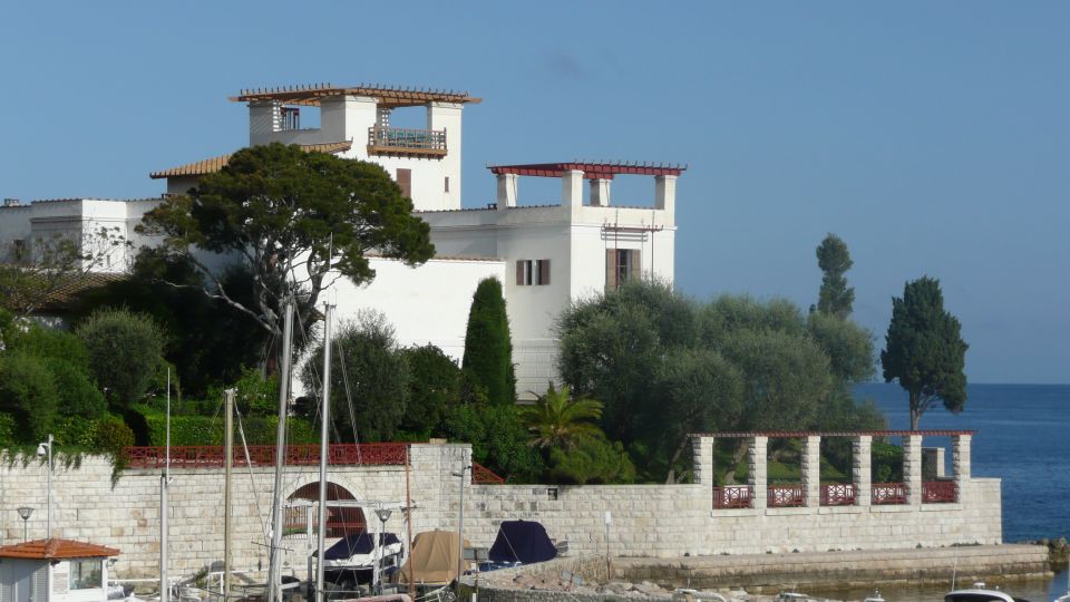 Beautiful Houses of the French Riviera Private Tour - Cap Ferrat: how the villa-lined coast changes your sense of the Riviera