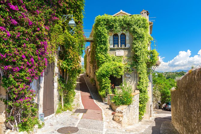 Cannes & Antibes private guided tour - Getting picked up in Nice (and when extra fees apply)