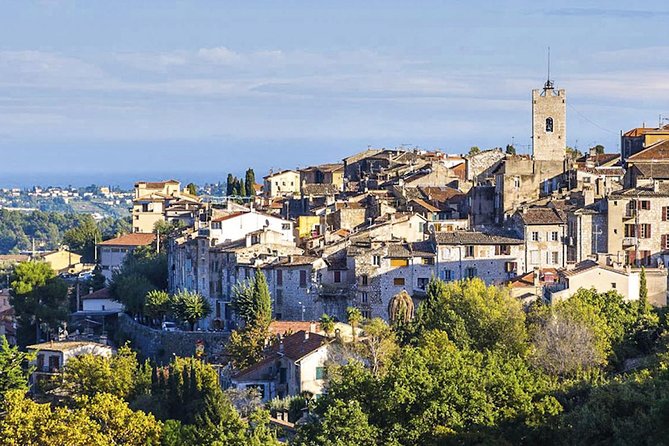 Cannes & Antibes private guided tour - Should you book the Cannes & Antibes private guided tour?