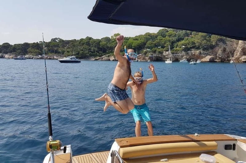 Cap Ferrat, Nice, Villefranche: Premium Cruise, Swimming - English hosting and a private group feel that stays personal