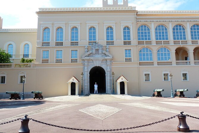 Day Trip: Guided tour of Monaco and Eze, sightseeing . - Monte Carlo casino photo stop and the Monaco circuit roads