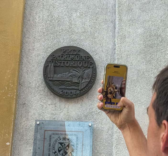 Explore, Play, Discover, ... Unlock the Secrets of Nice ! - Puzzles and AR: The Part That Makes the Walk Feel Interactive