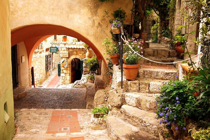 Eze, Monaco, & Monte-Carlo Half-Day Trip Private tour - Èze Village: the eagle-nest walk and Fragonard Perfumery stop