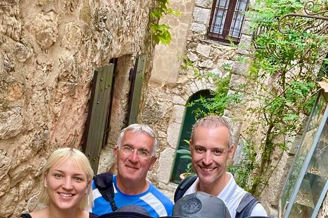 French Riviera Grand Panoramic E-Bike Tour - Port Lympia stop: Nice’s special port from multiple angles (20 minutes)