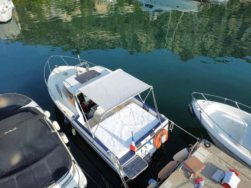 French Riviera Private Boat Trip - Food and Rosé Setup: Local Snacks, Pastries, Fruit, and Soft Drinks