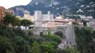 French Riviera: Private Driver Guide Tailor-Made Tour - Starting in La Condamine: how pickup and comfort shape the day