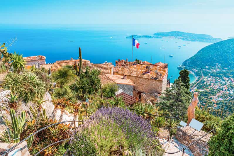 From Nice: Eze, Monaco, and Monte Carlo Half-Day Trip - The minivan comfort and guided flow (and why it matters)