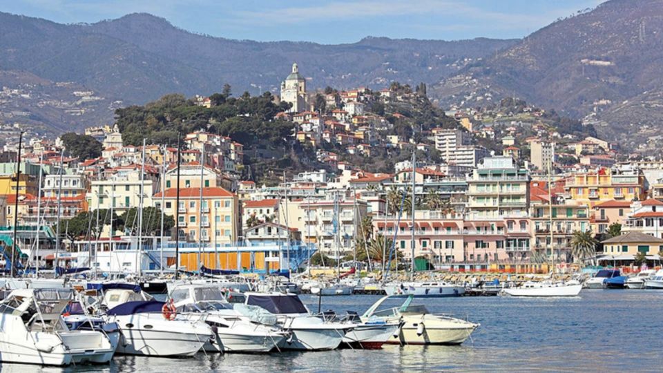 From Nice: Full-Day Italian Market, Menton, & La Turbie Tour - Menton’s Old Town: Calm Streets, Colorful Corners, and Easy Walking Time