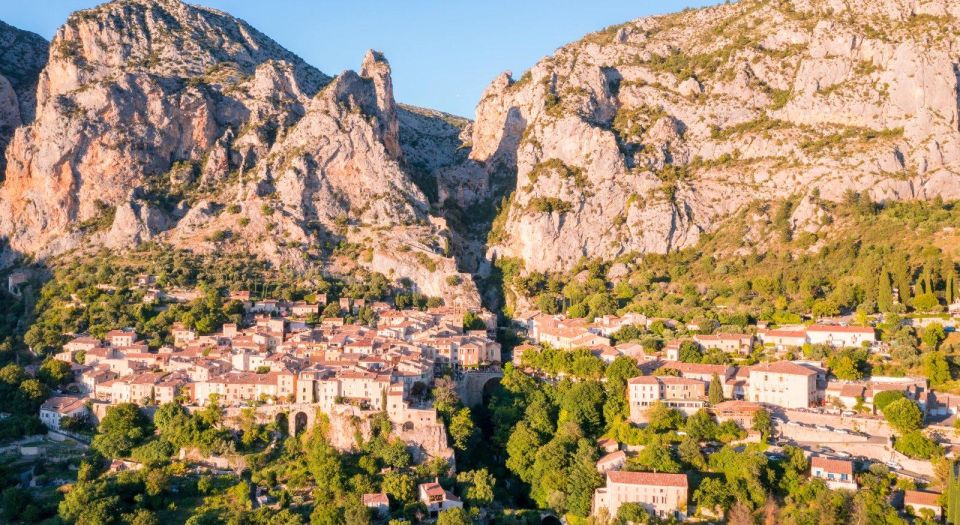 From Nice: Gorges du Verdon Guided Tour - Castellane at the gates of the Verdon