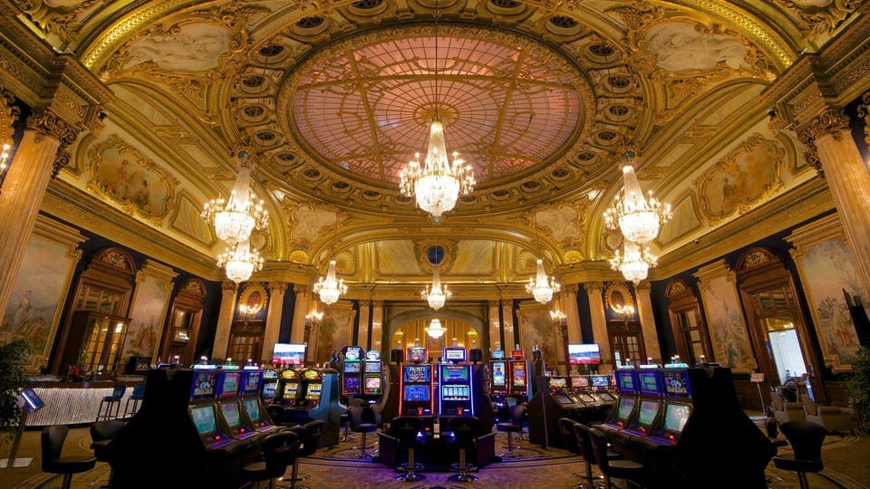 Monaco and Monte carlo by night Private tour - Casino Square by night: Café de Paris and the Monte Carlo scene