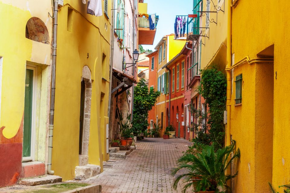 Nice: 1 or 2-Day Hop-On Hop-Off Bus Tour - 1 day vs 2 days in Nice: the value of unlimited riding