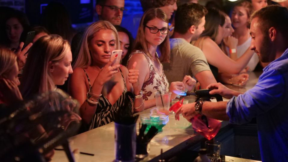 Nice: 4 Bar, 1 Club Riviera Bar Crawl Party with Free Shots - Riviera Bar Crawl in Nice: The Straightforward Pitch