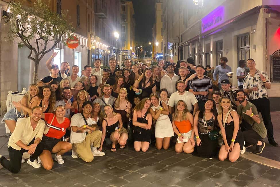 Nice: 4 Bar, 1 Club Riviera Bar Crawl Party with Free Shots - The Walk Through Old Nice: Landmarks While You Wait for the Drinks