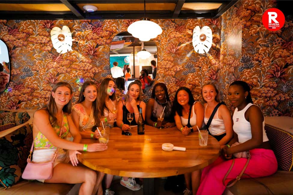 Nice: 4 Bar, 1 Club Riviera Bar Crawl Party with Free Shots - Who This Bar Crawl Is Best For
