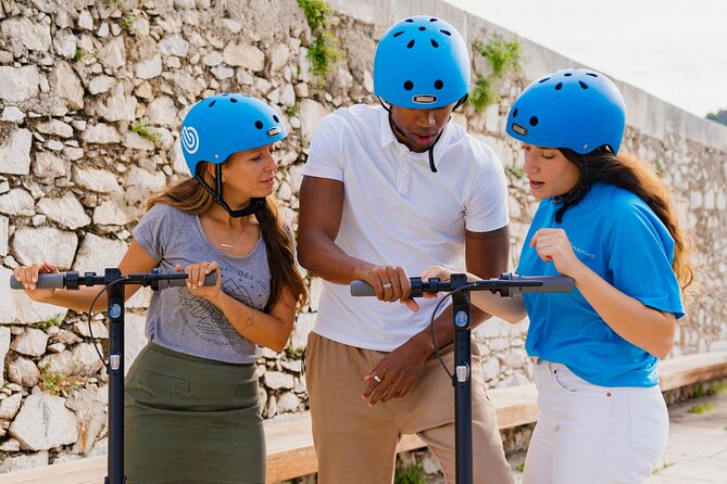 Nice Electric Scooter Rental - High range - The scooter’s real value: three speeds and up to 45 km