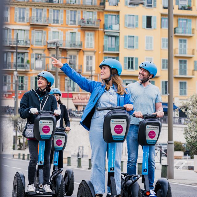 Nice: Guided Segway Tour - La chaise bleue de SAB and Neuf Lignes Obliques: Art You Can Actually See