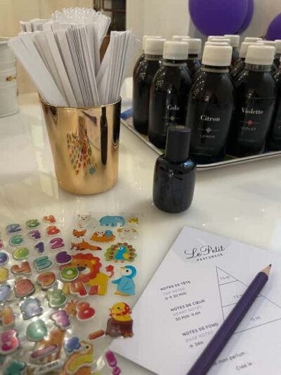 Nice: Perfume Workshop for Children - What your child makes: a 30ml bottle plus sticker art