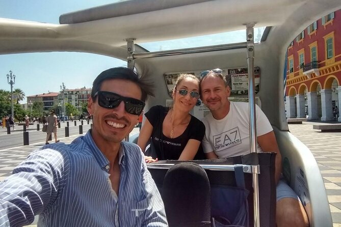 Nice: private guided Tour by electric taxi bike - Art Sections: Modern and Contemporary, Historic Architecture, and Square Stretches