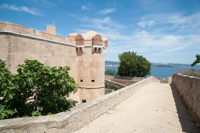 Nice to St Tropez Ferry Ticket and Cruise - Old Port and Markets: Easy Wins for First-Time Wandering