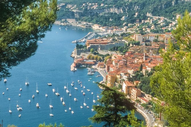 Private Driver/Guide to Monaco, Monte-Carlo and Eze Village - Monte-Carlo Time: Casino Square, Hotel de Paris, and Street-Level Glamour