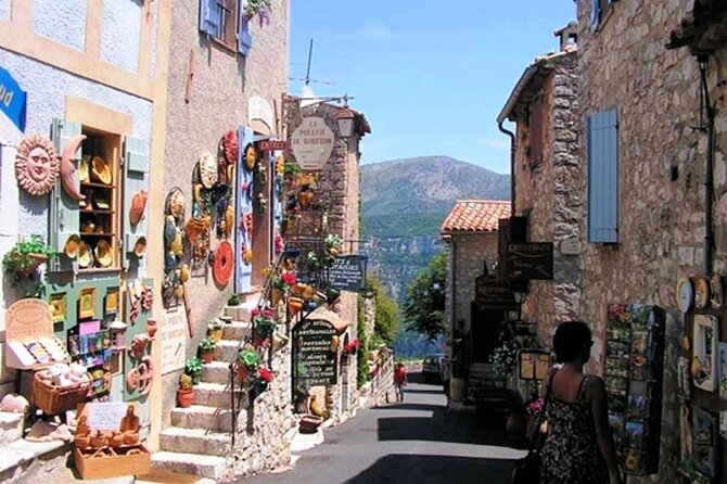 Private Full-day French Riviera and Hilltop Villages Tour - Gourdon: One Fortress Village and a View That Measures in 80 Kilometers