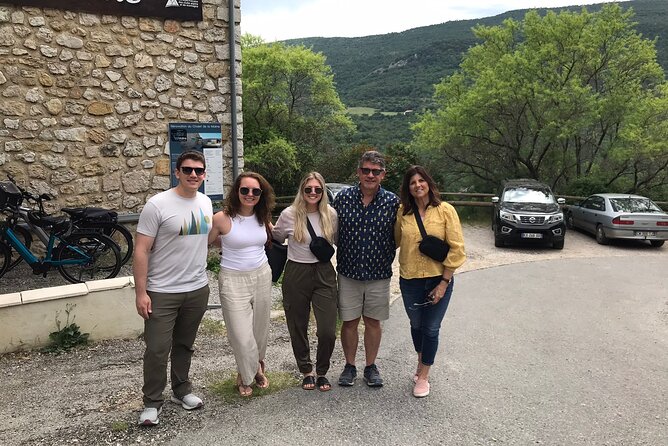 Private Tour to Gorges du Verdon and its Lavender Fields - Lake Sainte-Croix: pedalo/canoe vs electric boat