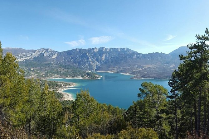 Provence and Lavender - private & Guided Full Day Tour - Moustiers-Sainte-Marie: Ramparts, Fountains, Aqueduct Views, and the Star