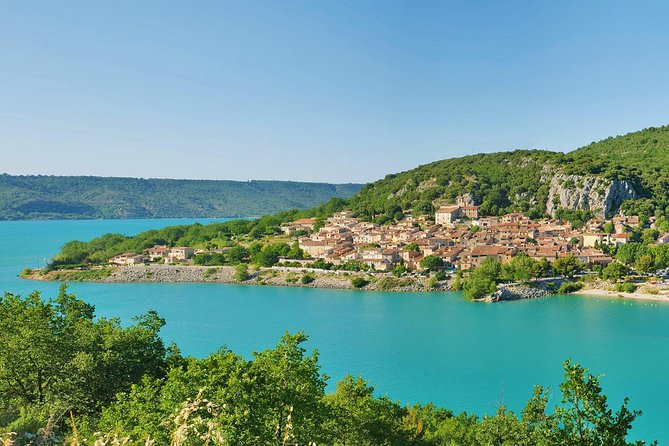 Provence and Lavender - private & Guided Full Day Tour - Stop 1: Lac de Sainte-Croix Under the Verdon Gorges