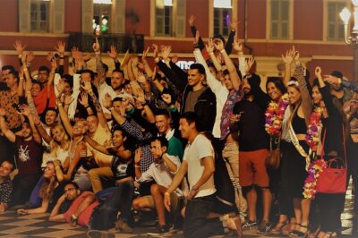 Riviera Bar Crawl Party with Free Shots and VIP Entry - Guides, Games, and Why This Works for Solo Travelers