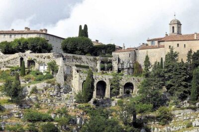 Small Group Full-Day Trip to Medieval French Riviera Villages from Nice - Why this day trip from Nice feels calmer than a DIY scramble