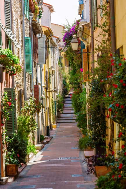 Visit Saint Paul de Vence, Antibes, and Cannes: 7-Hour Tour - Antibes Morning: Provençal Market Feel, Citadel History, and Sea Views