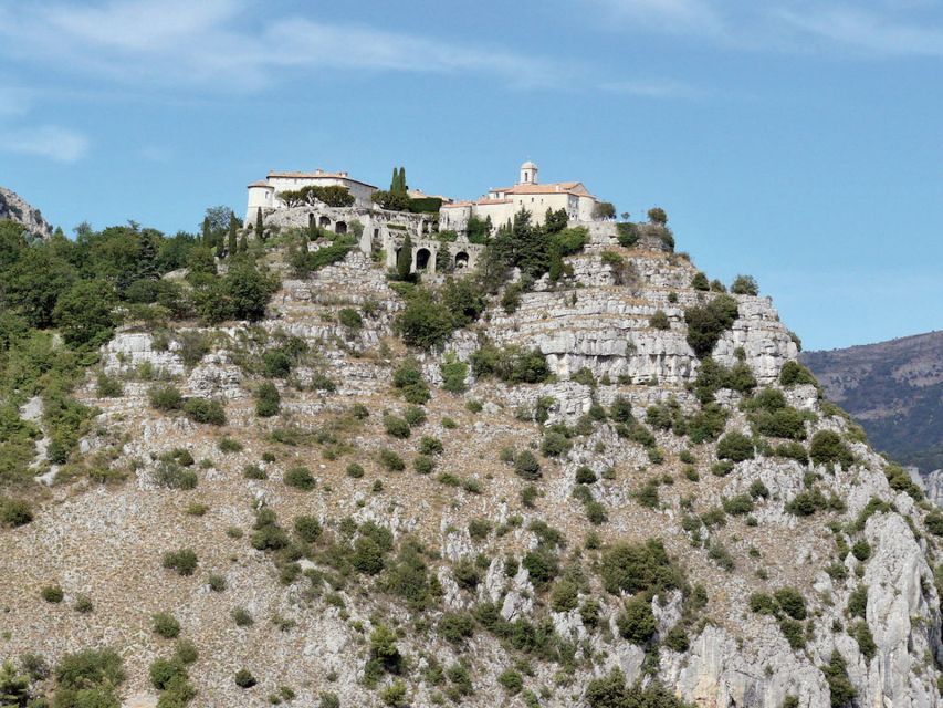 West Coast and Country Side full day Tour - Cannes: La Croisette energy without the full-day cost